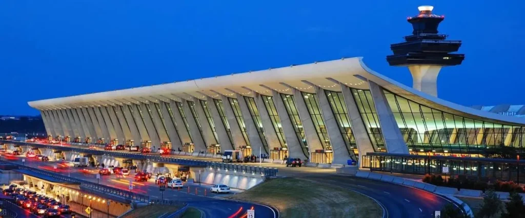 What terminal is Avianca Airlines at IAD